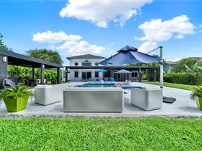 12301 NW 18th St, Plantation FL 33323