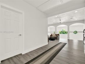 12301 NW 18th St, Plantation FL 33323