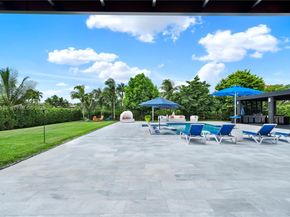 12301 NW 18th St, Plantation FL 33323