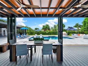 12301 NW 18th St, Plantation FL 33323