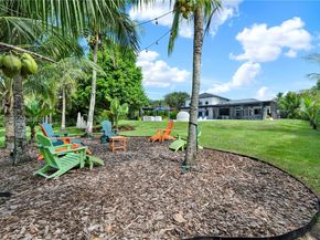 12301 NW 18th St, Plantation FL 33323