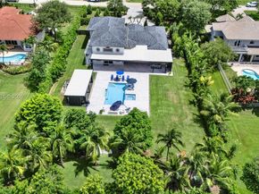 12301 NW 18th St, Plantation FL 33323