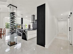 12301 NW 18th St, Plantation FL 33323