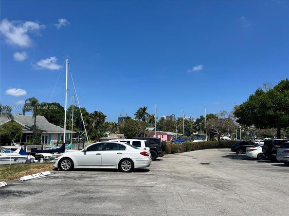 1101 River Reach Dr 102, Fort Lauderdale FL 33315