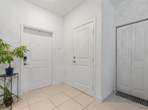 20380 NW 5th Ct, Miami Gardens FL 33169