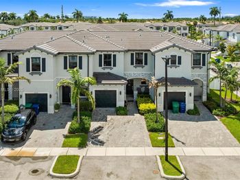 20380 NW 5th Ct