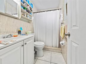 2110 NW 34th St, Miami FL 33142