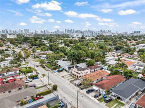 2110 NW 34th St, Miami FL 33142