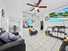 2110 NW 34th St, Miami FL 33142