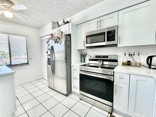6193 Pointe Regal Cir 304, Delray Beach FL 33484