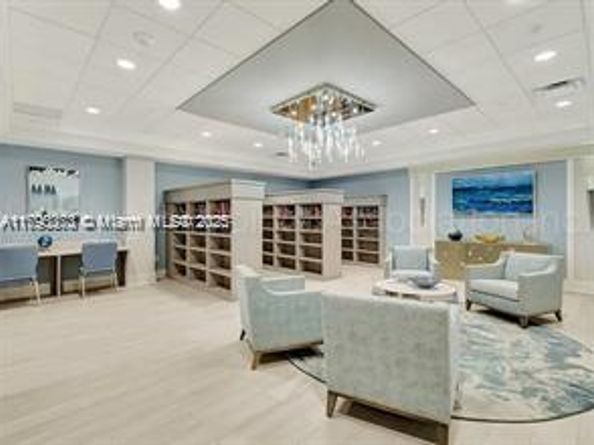 6193 Pointe Regal Cir 304, Delray Beach FL 33484