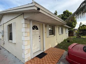 19831 SW 122nd Ave, Miami FL 33177