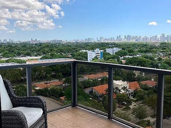 2301 SW 27th Ave 1101, Miami FL 33145