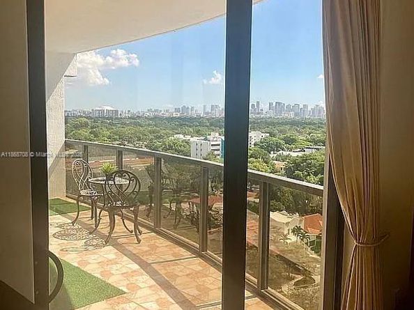 2301 SW 27th Ave 1101, Miami FL 33145