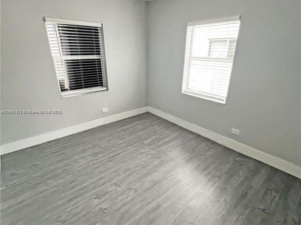 2783 - 2785 SW 33rd Ct, Miami FL 33133