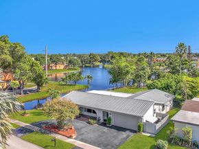 1245 NW 92nd Ave, Pembroke Pines FL 33024