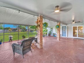 1245 NW 92nd Ave, Pembroke Pines FL 33024