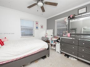 1560 NE 11th St, Homestead FL 33033