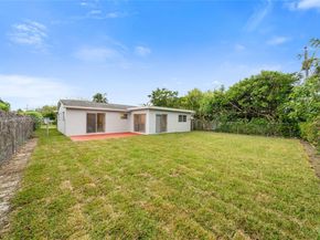 331 NE 42nd Ct, Oakland Park FL 33334