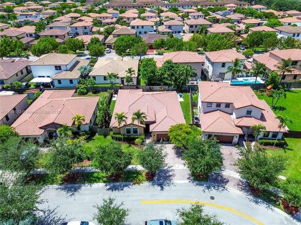 140 SE 36th Ter, Homestead FL 33033