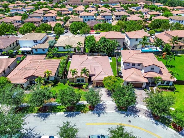 140 SE 36th Ter, Homestead FL 33033