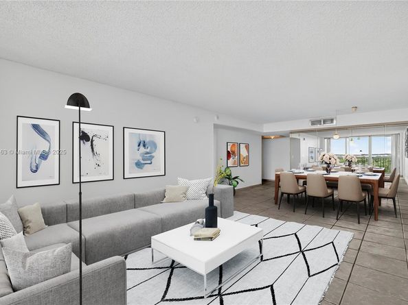 2655 Collins Ave 1502, Miami Beach FL 33140
