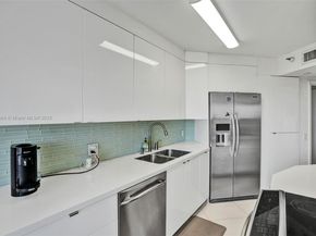 3610 Yacht Club Dr 909, Aventura FL 33180