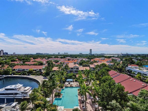 3610 Yacht Club Dr 909, Aventura FL 33180
