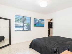 10370 SW 34th St, Miami FL 33165