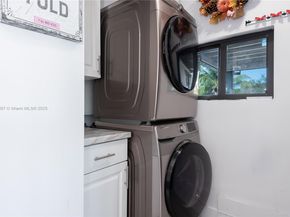 10370 SW 34th St, Miami FL 33165