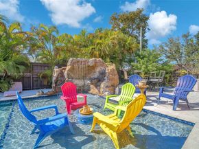 21424 NE 19th Ct, Miami FL 33179