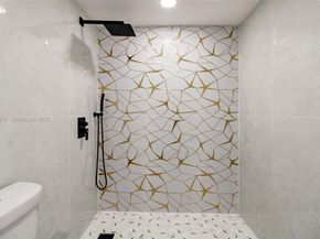 2840 NW 171st St, Miami Gardens FL 33056