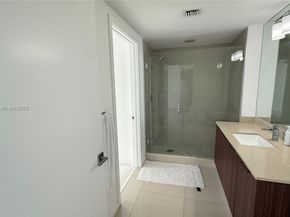 5300 Paseo Blvd 1510, Doral FL 33166