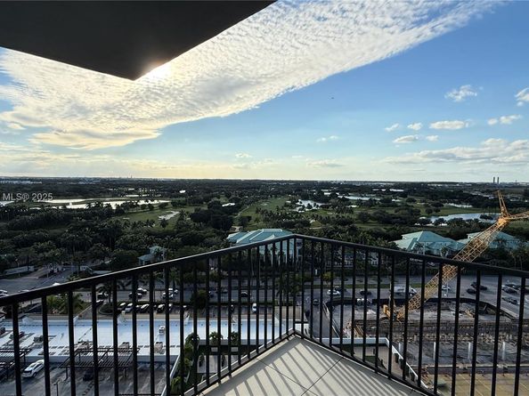 5300 Paseo Blvd 1510, Doral FL 33166