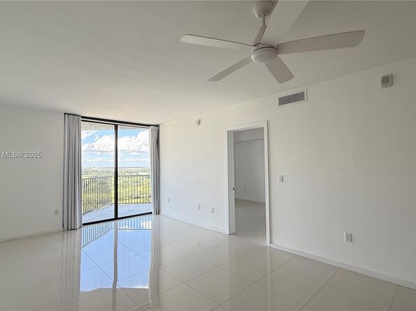 5300 Paseo Blvd 1510, Doral FL 33166