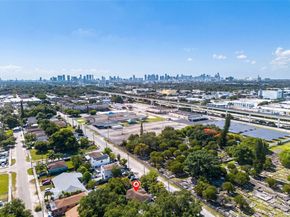 3039 NW 43rd Ter, Miami FL 33142