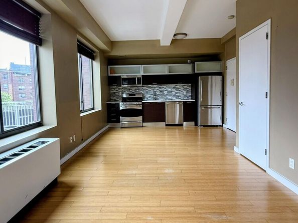 353 East 104th Street 7E, New York NY 10029