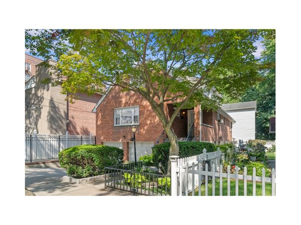 3132 Fairfield Avenue, Bronx NY 10463