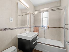 477 Fdr Drive M1002, New York NY 10002