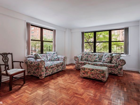 330 3rd Avenue 3BC, New York NY 10010
