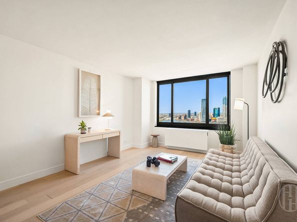 200 Rector Place 35C, New York NY 10280