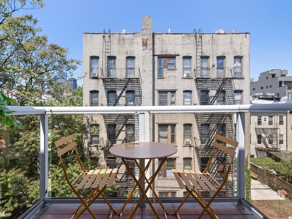 199 Huron Street 4D, Brooklyn NY 11222