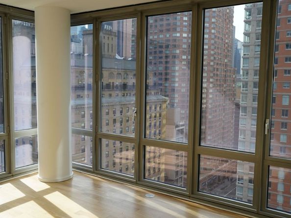 310 West 52nd Street 18A, New York NY 10019