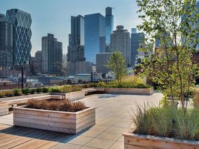 416 West 52nd Street 502, New York NY 10019