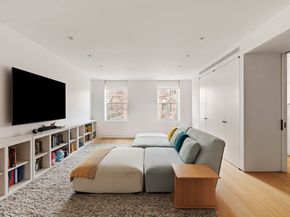368 Clinton Street, Brooklyn NY 11231