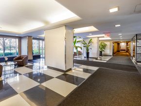 345 West 58th Street 6SS, New York NY 10019