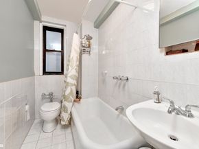 226 East 12th Street 5D, New York NY 10003