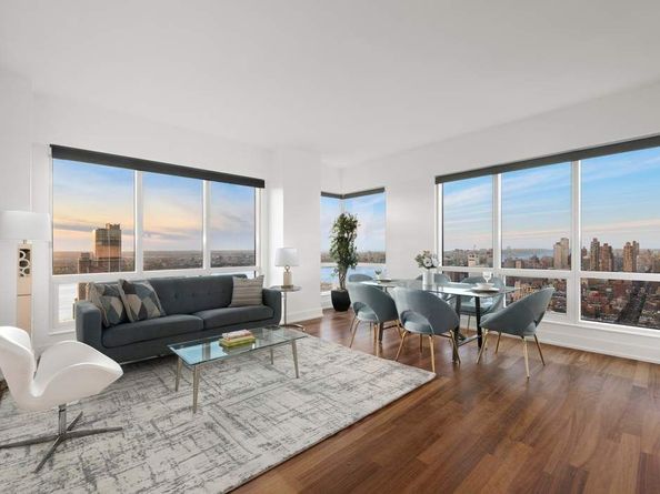 350 West 42nd Street 51AB, New York NY 10036