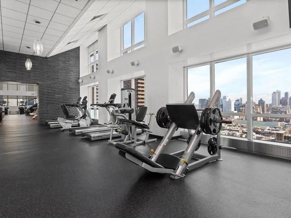 350 West 42nd Street 16J, New York NY 10036