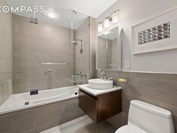 50 West 15th Street 2D, New York NY 10011